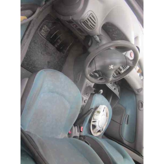 peugeot 206 berlina del año 2000