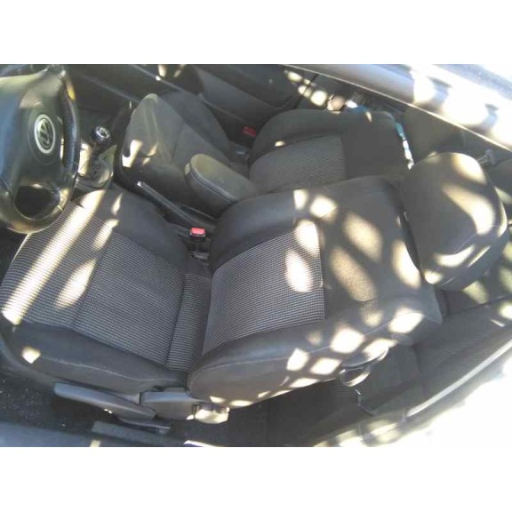 volkswagen golf iv berlina (1j1) del año 2001