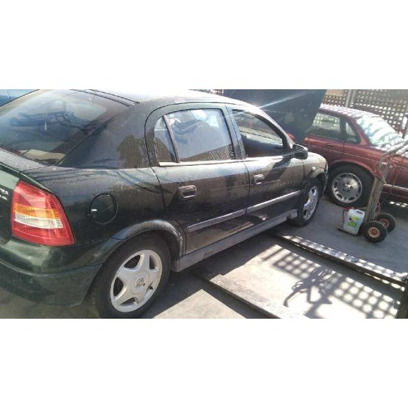 opel astra g berlina del año 1999
