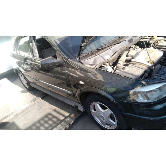opel astra g berlina del año 1999