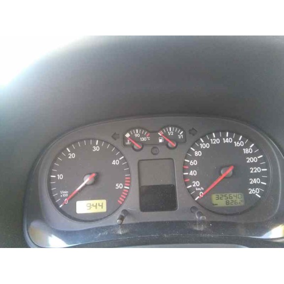 volkswagen golf iv berlina (1j1) del año 2001