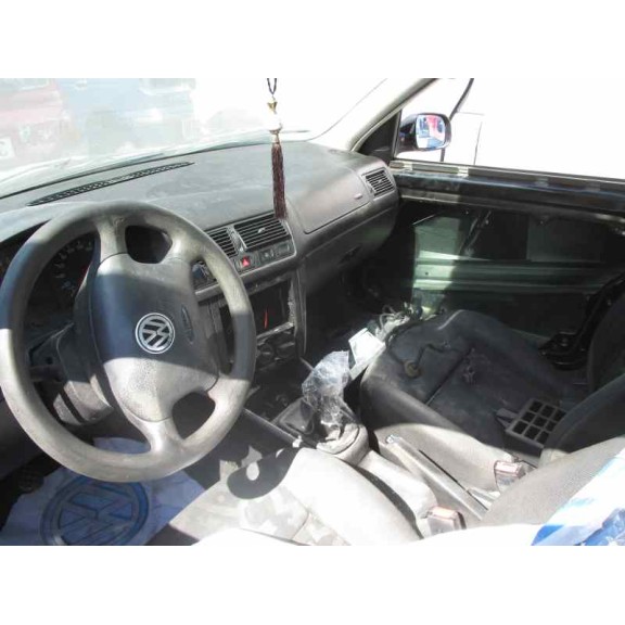 volkswagen golf iv berlina (1j1) del año 1999