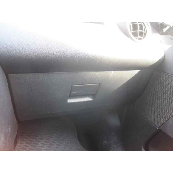 ford fiesta (cbk) del año 2004