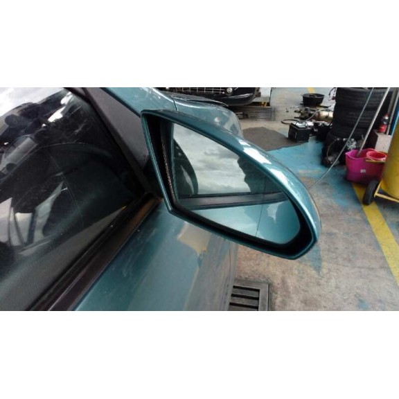 nissan primera berlina (p12) del año 2002