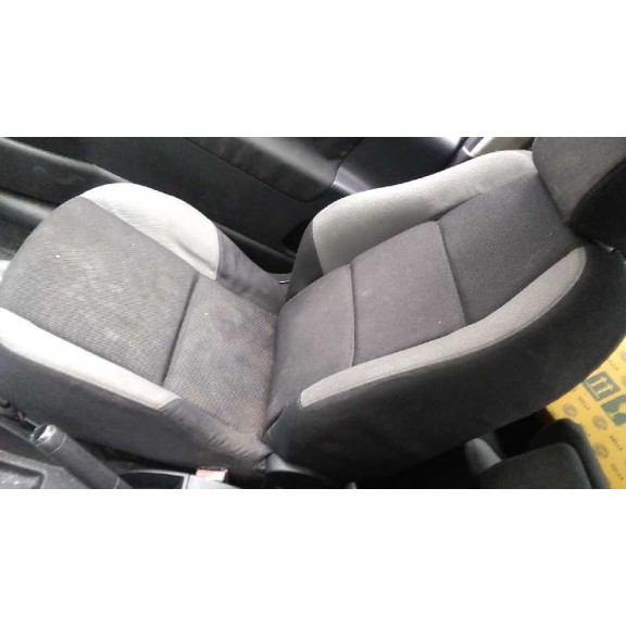 peugeot 207 del año 2007