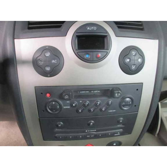 renault megane ii berlina 5p del año 2003