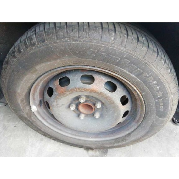 ford focus berlina (cap) del año 2005