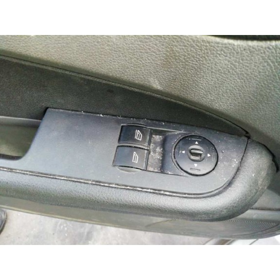 ford focus berlina (cap) del año 2005