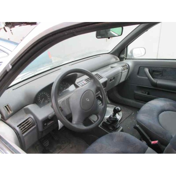 renault clio i phase iii del año 1996