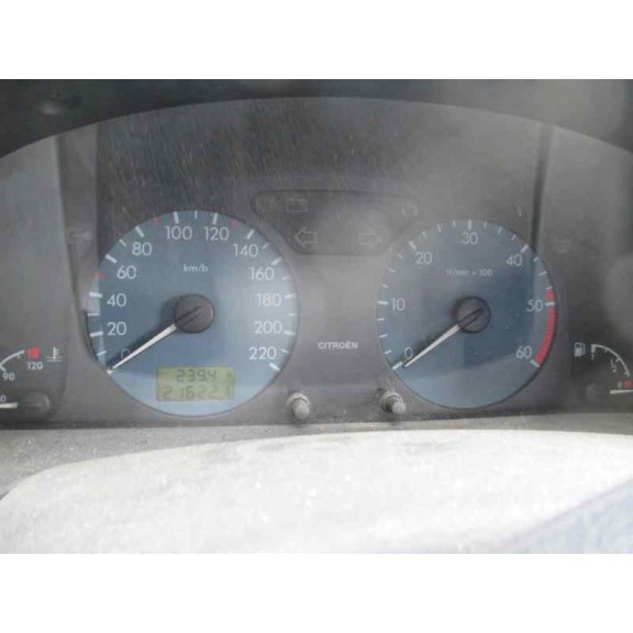 citroën xsara berlina del año 2002