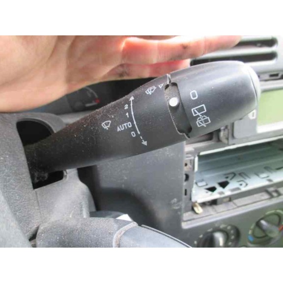 citroën xsara berlina del año 2002