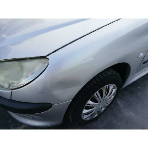 peugeot 206 berlina del año 2004