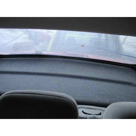 citroën xsara berlina del año 2002