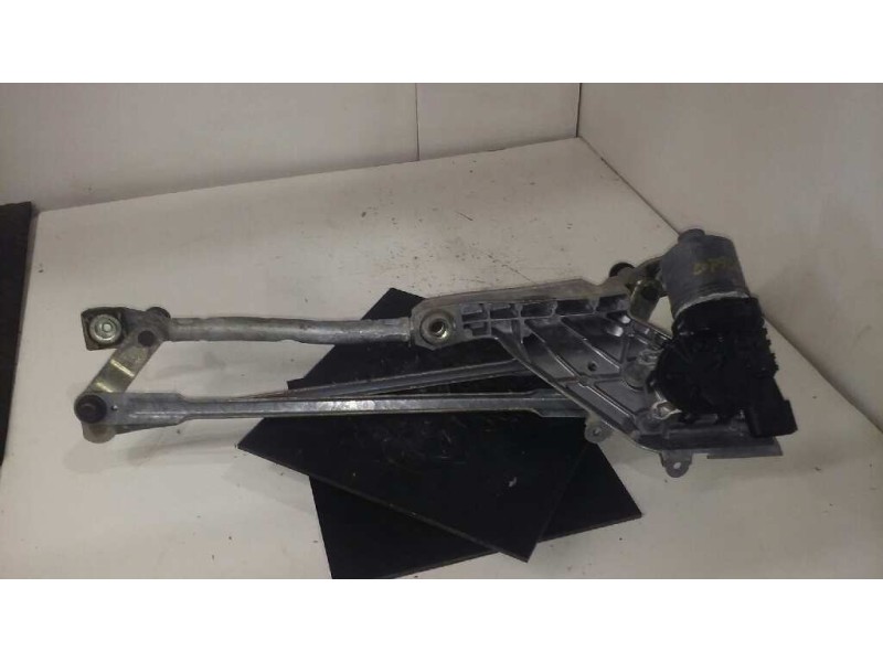 Recambio de motor limpia delantero para ford fiesta (cb1) trend referencia OEM IAM 8A6117B571AB  