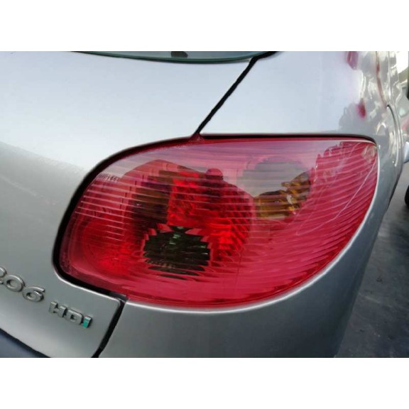 peugeot 206 berlina del año 2004