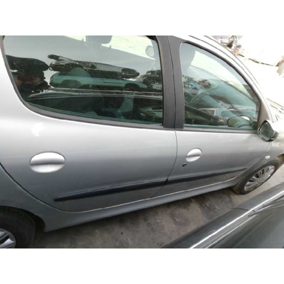 peugeot 206 berlina del año 2004