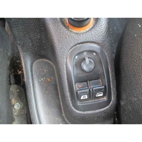 peugeot 206 berlina del año 1999