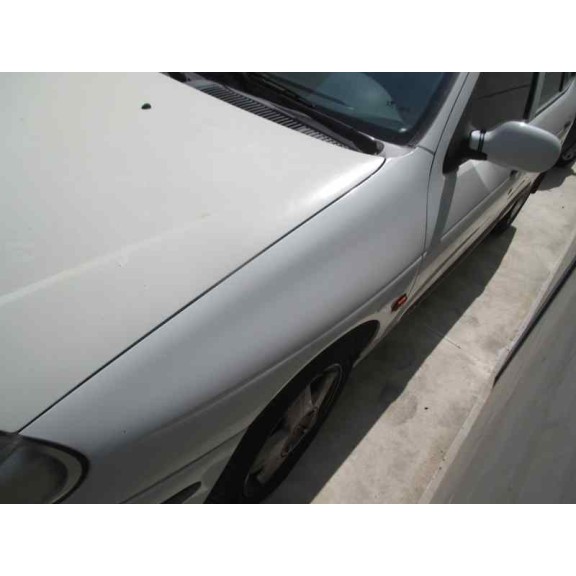 renault megane i fase 2 berlina (ba0) del año 2000