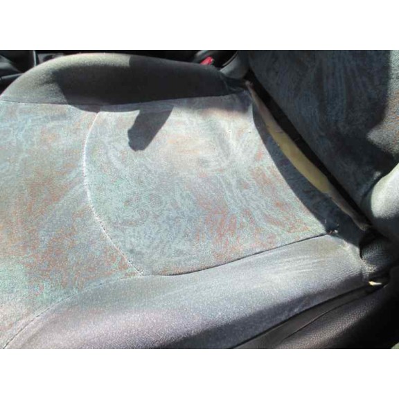 peugeot 206 berlina del año 1999