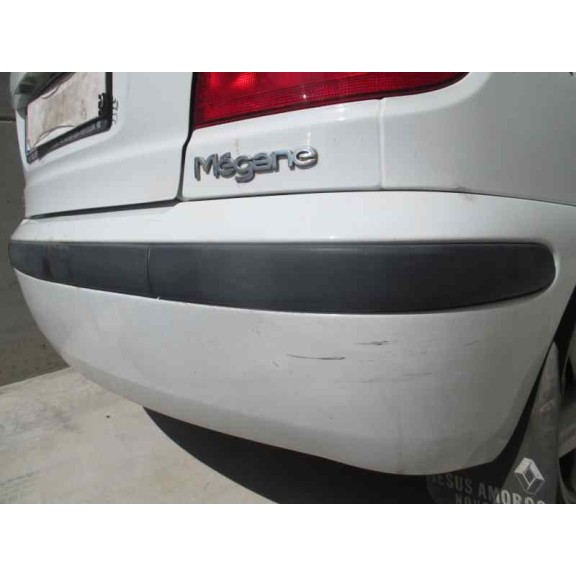 renault megane i fase 2 berlina (ba0) del año 2000