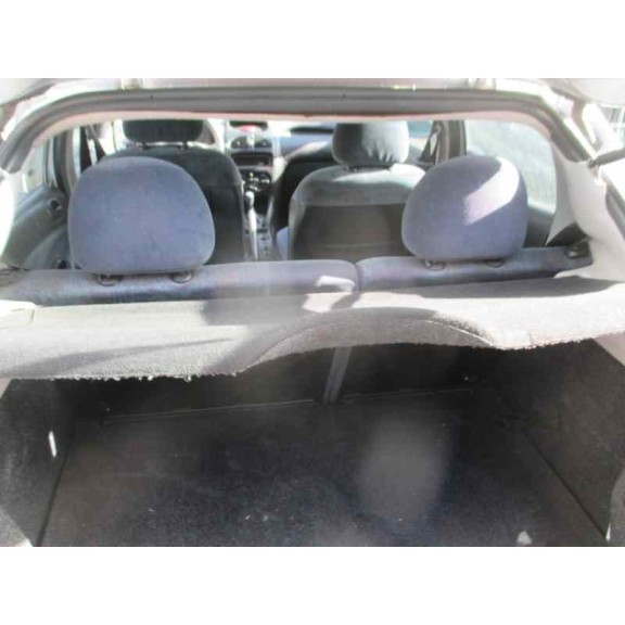 peugeot 206 berlina del año 1999