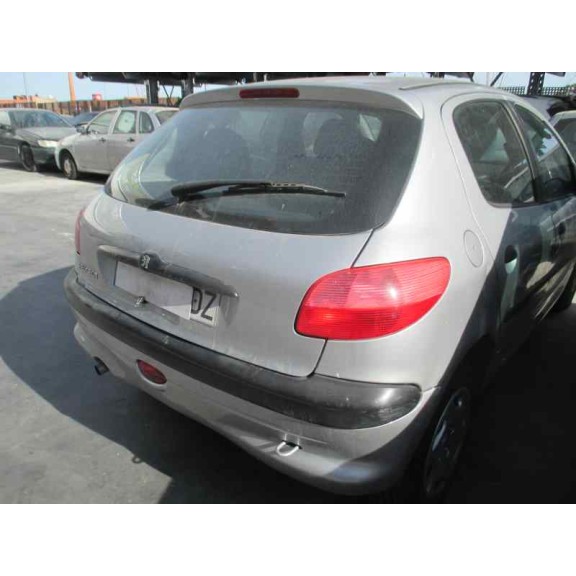 peugeot 206 berlina del año 1999