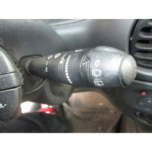 renault megane i fase 2 berlina (ba0) del año 2000