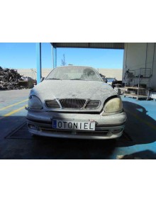 daewoo lanos del año 2001