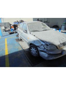 daewoo lanos del año 2001 2