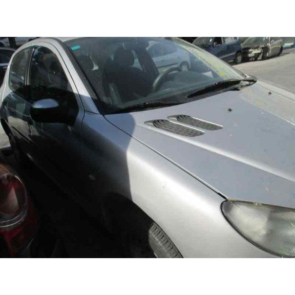 peugeot 206 berlina del año 1999