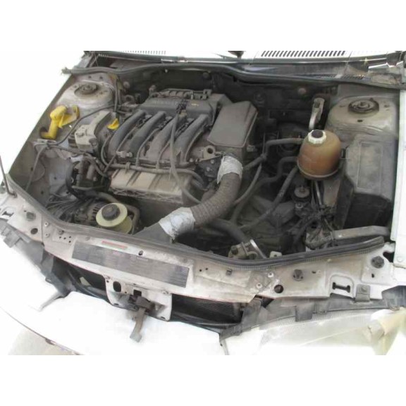 renault megane i fase 2 berlina (ba0) del año 2000