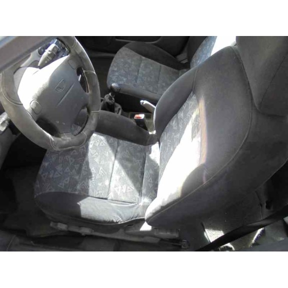 daewoo lanos del año 2001