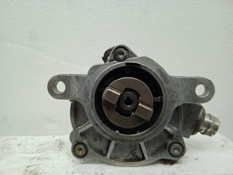 Recambio de depresor freno / bomba vacio para nissan interstar mod. 04 (x70) 2.5 dci diesel cat referencia OEM IAM 8200797164  