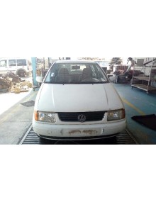 volkswagen polo berlina (6n1) del año 1995