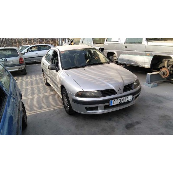 mitsubishi carisma berlina 5 (da0) del año 2003