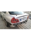 mitsubishi carisma berlina 5 (da0) del año 2003