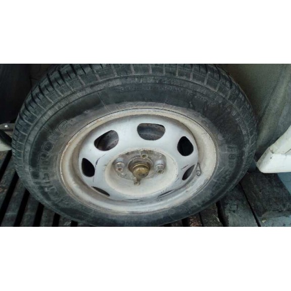 volkswagen polo berlina (6n1) del año 1995