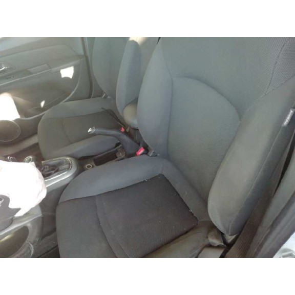 chevrolet cruze hatchback del año 2012