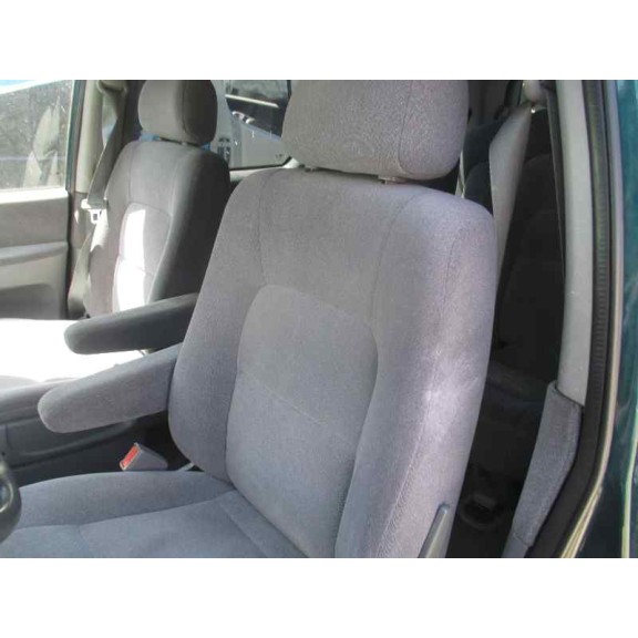 kia carnival ii del año 2002