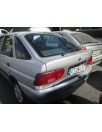 ford escort berlina del año 1998