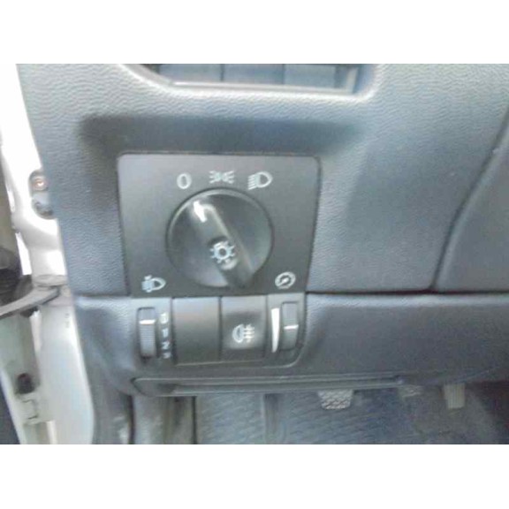 opel corsa c del año 2004