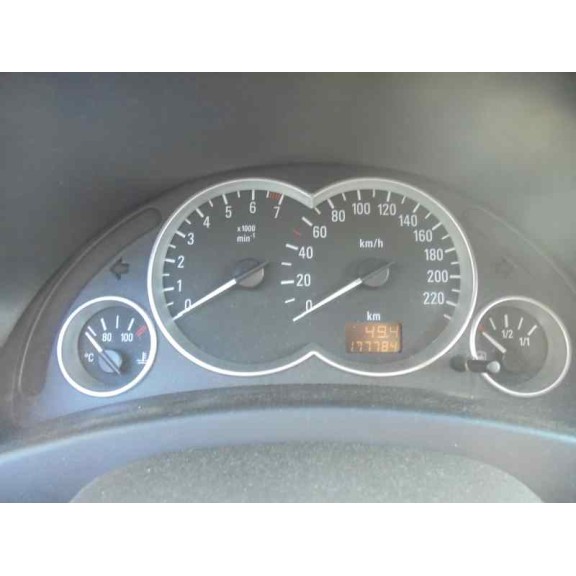 opel corsa c del año 2004