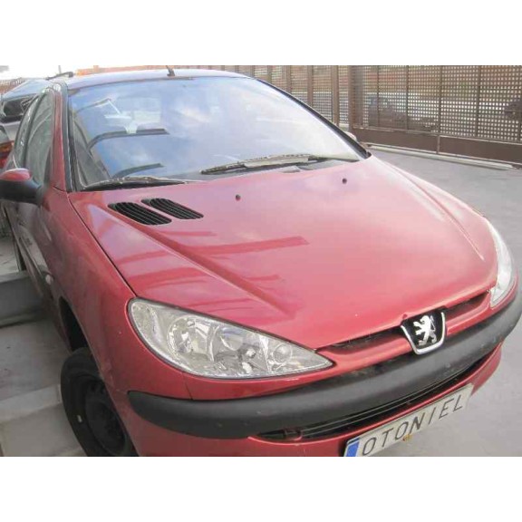 peugeot 206 berlina del año 2002