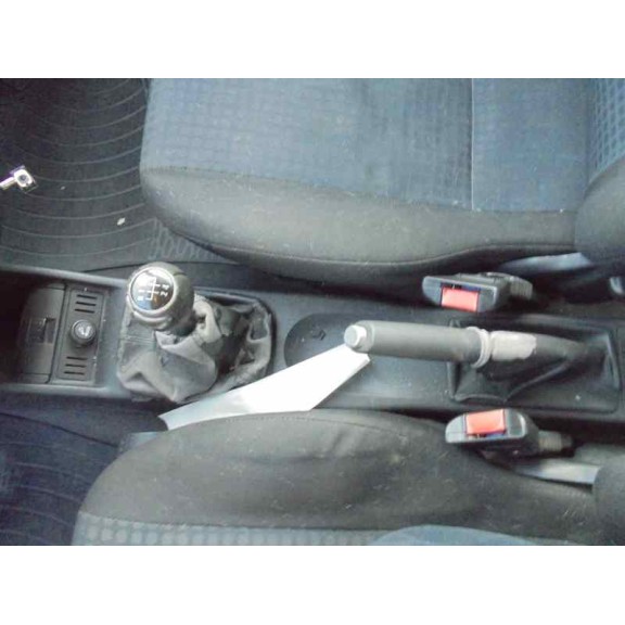 opel corsa c del año 2004