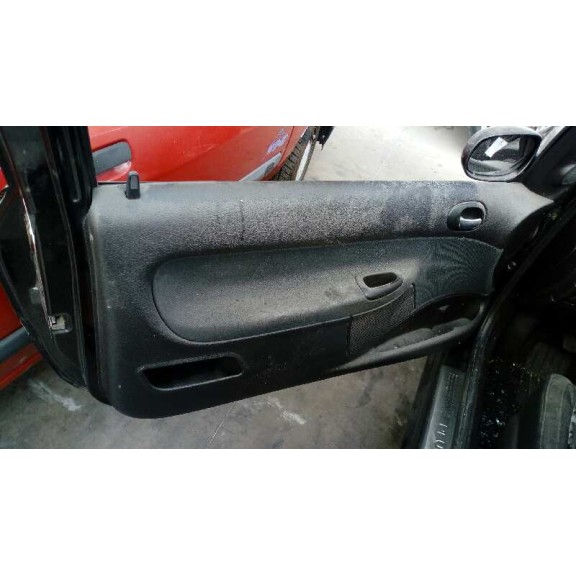 peugeot 206 berlina del año 2005