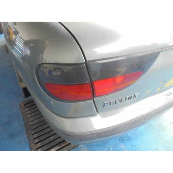 renault megane i berlina hatchback (ba0) del año 1997