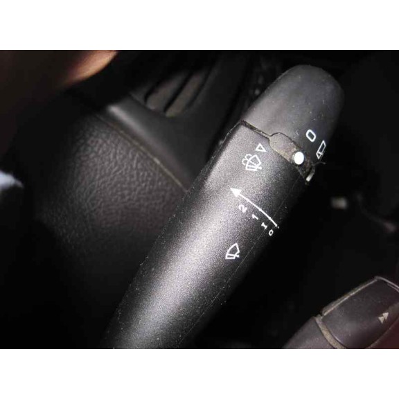 peugeot 206 berlina del año 2002