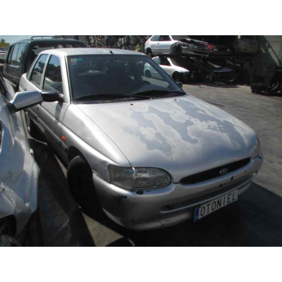 ford escort berlina del año 1998