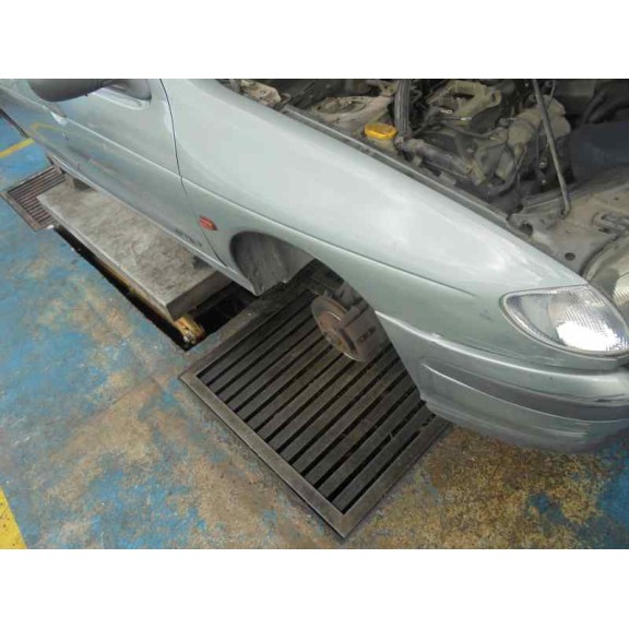 renault megane i berlina hatchback (ba0) del año 1997