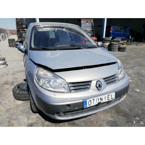 renault scenic ii del año 2004